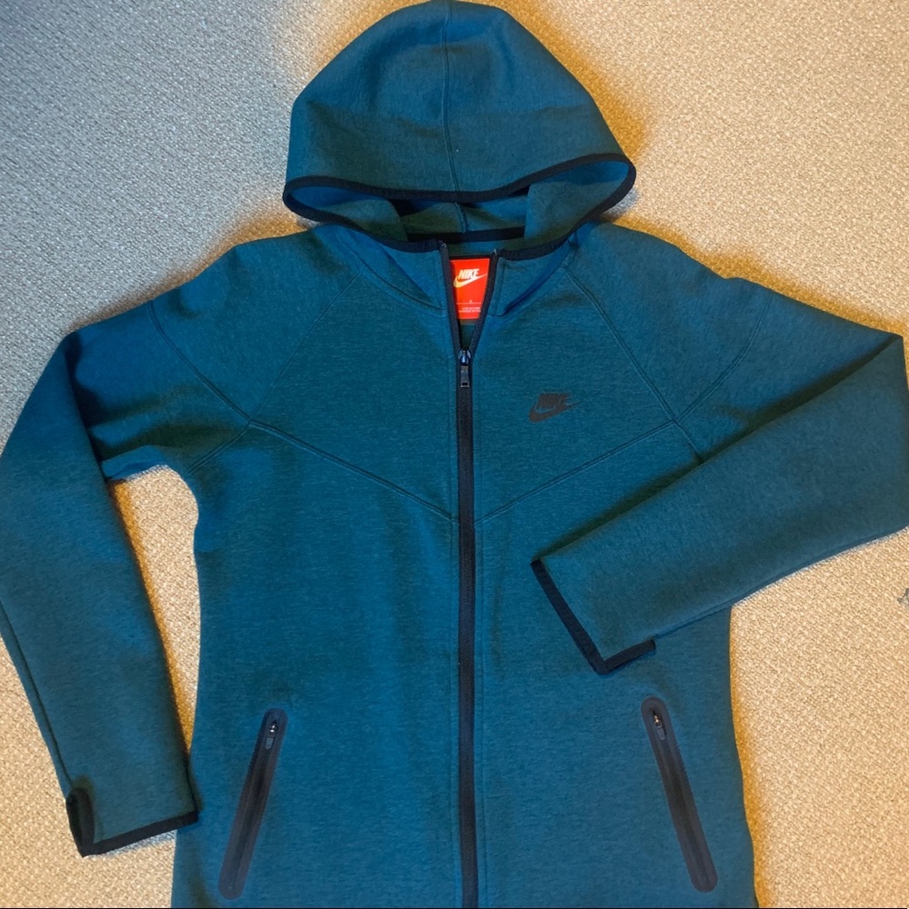 Nike zip up